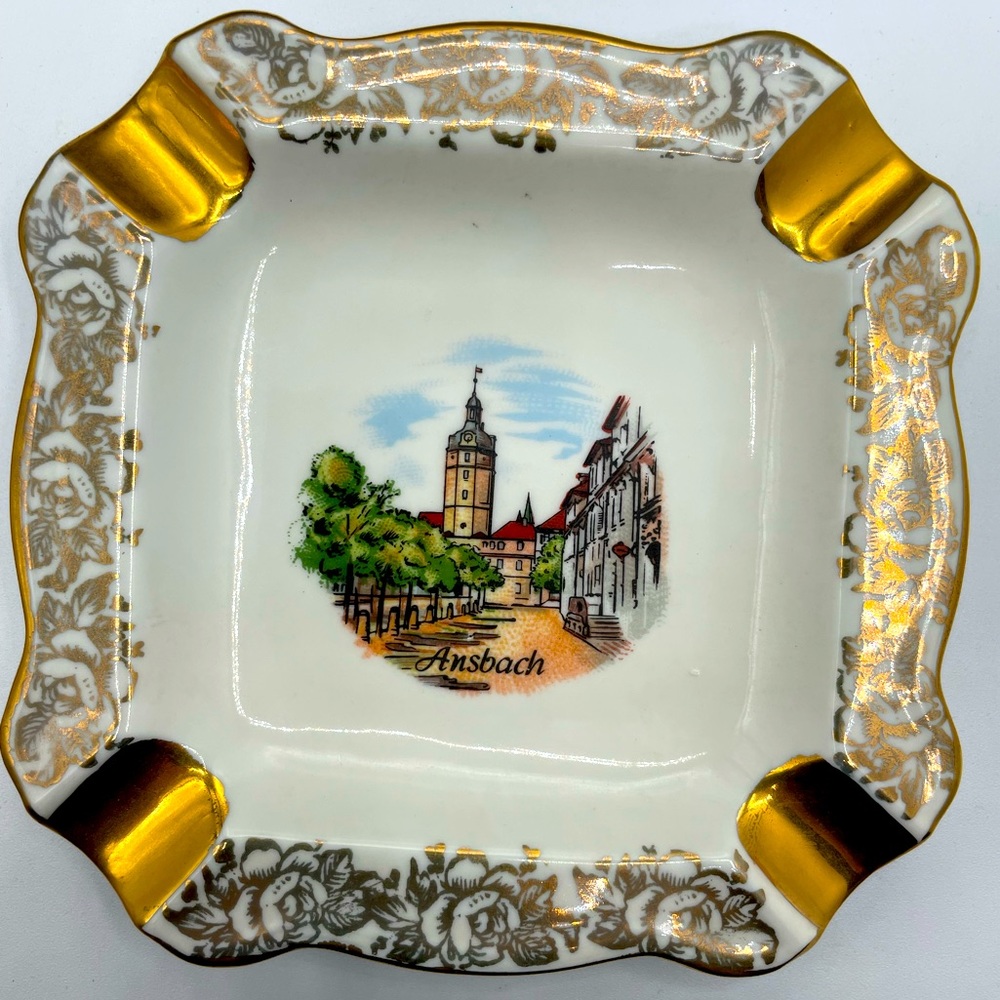 Vintage Porcelain Ashtray Ansbach Bavaria White & Gold Small Gerold Porzellan